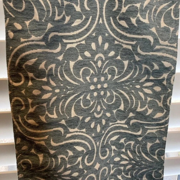 Blue Floral Flower Geometric Damask Table Runner 14” X 72”  NEW Elegant‎ Party - Picture 3 of 3